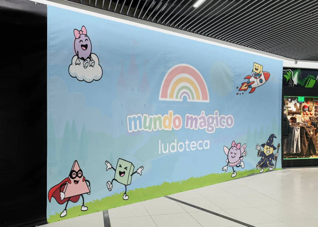 horizontal wall banner